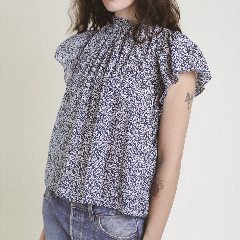 Trovata Birds of Paradis Carla High Neck Navy Blue & White Floral Cotton Blouse